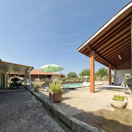 Avec Piscine Saramon