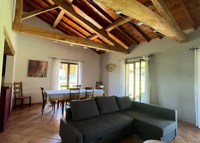 Vakantiehuis Avec Piscine *